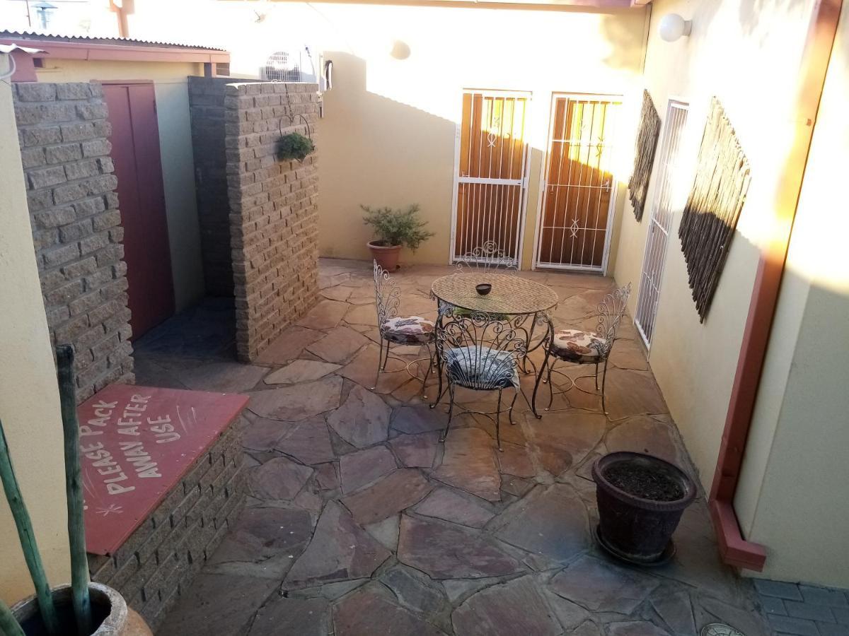 Larochelle Guesthouse Китмансхуп Экстерьер фото