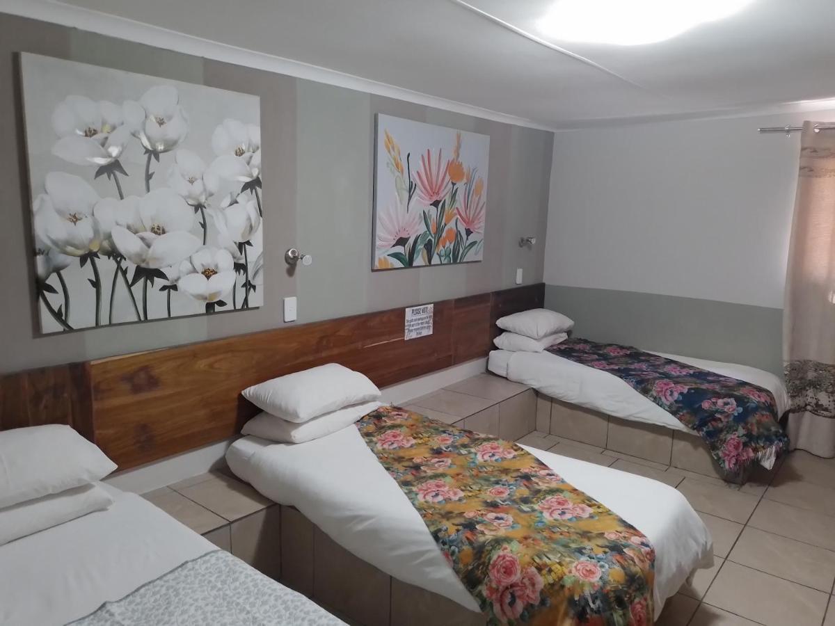 Larochelle Guesthouse Китмансхуп Номер фото