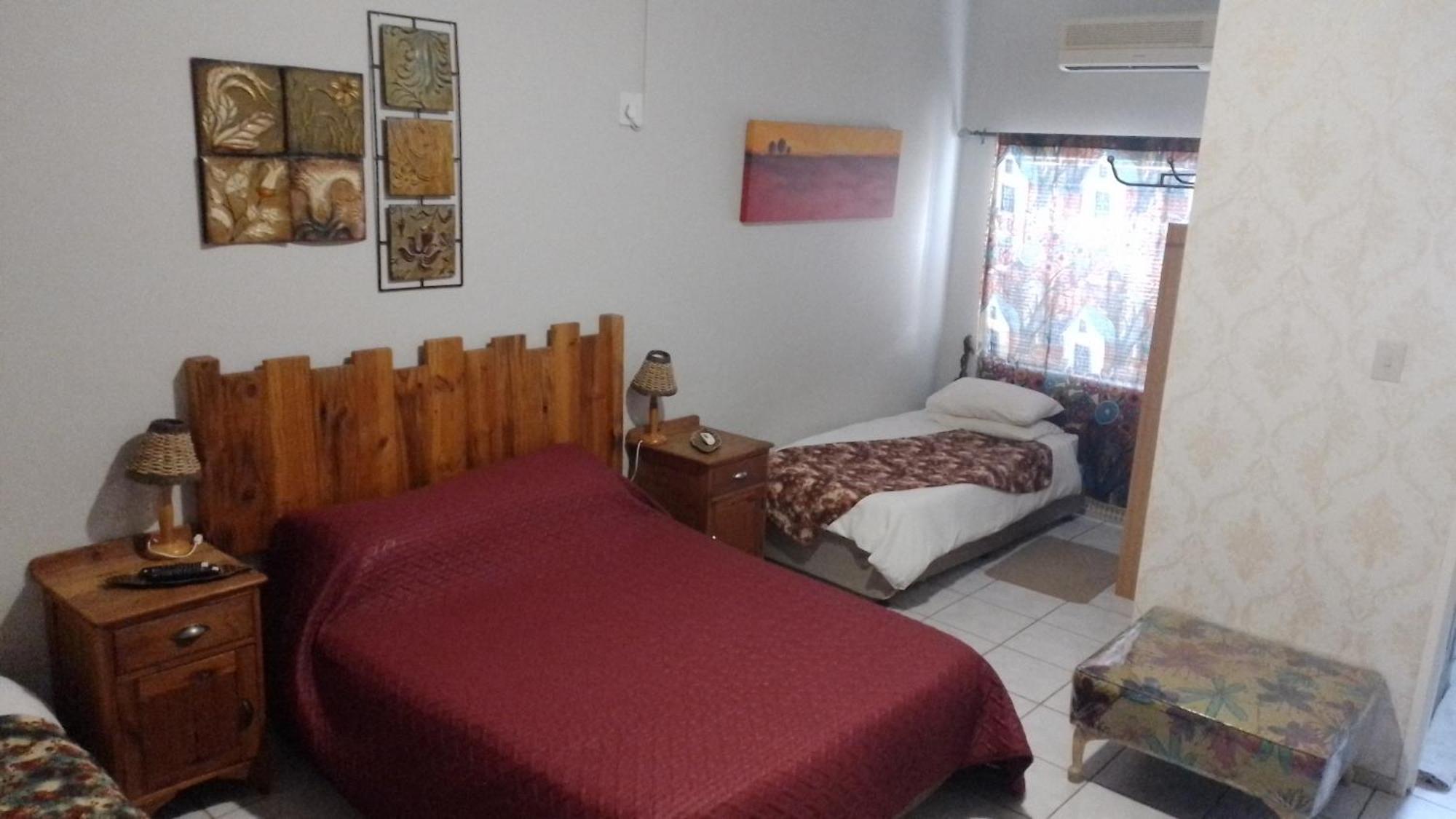 Larochelle Guesthouse Китмансхуп Номер фото